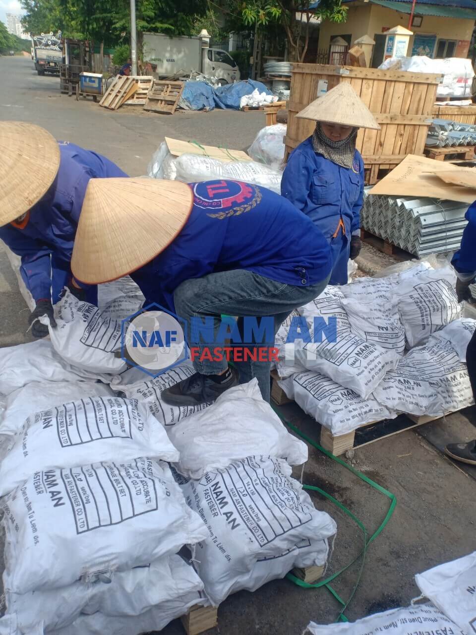 bu-long-dau-tron-co-vuong