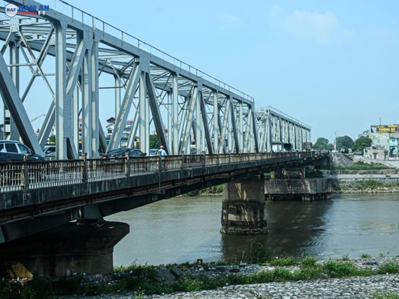 bu-long-nam-an-cau-duong